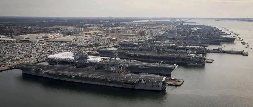 胡塞武装袭击美国航母，特朗普放话任何后果由伊朗负责