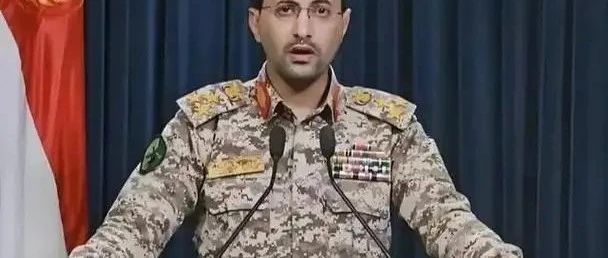 美国罕见动用7架B-2轰炸机，全力打击胡塞武装，家底尽显！