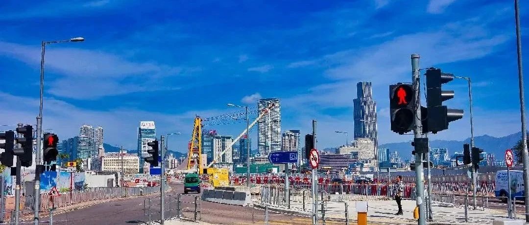 7月24日上午，东南亚局势突然紧张起来，泰柬军队在边境地区爆发冲突。这可不是一场小打小闹，而是瞬间点