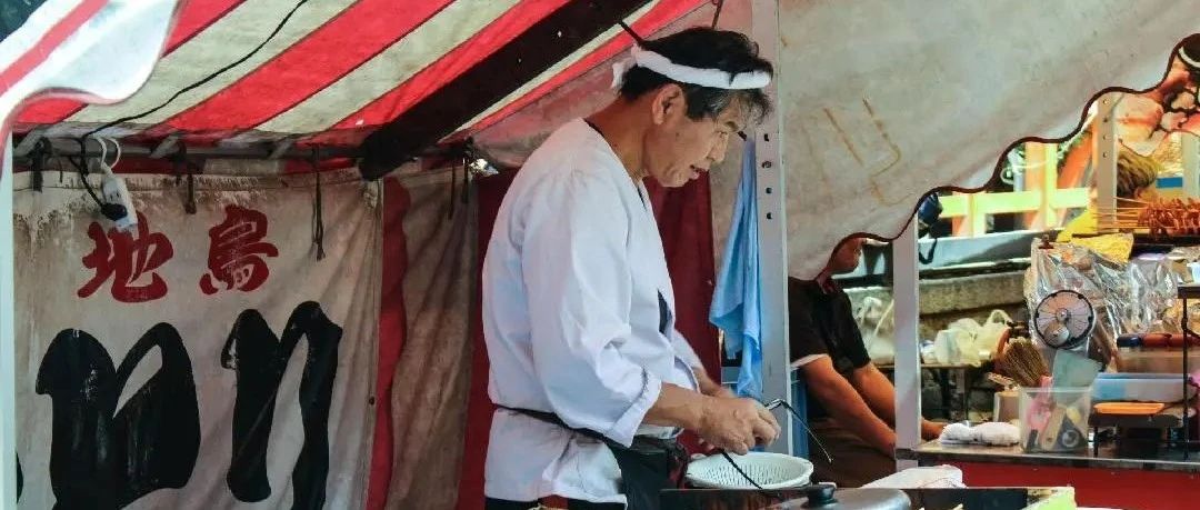 俄罗斯又遭沉重一击！据俄罗斯媒体 25 日的消息，俄交通部透露了一则关键进展，在安 – 24 客机坠