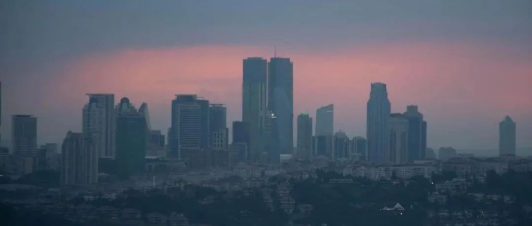 家人们，今天咱来聊聊俄乌冲突的新动态。俄国防部在 26 日放出重磅消息，俄军已稳稳控制顿涅茨克地区泽