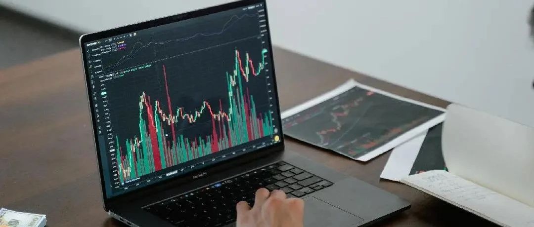 菲律宾政坛风云：弹劾波折与“卖国条约”激起千层浪