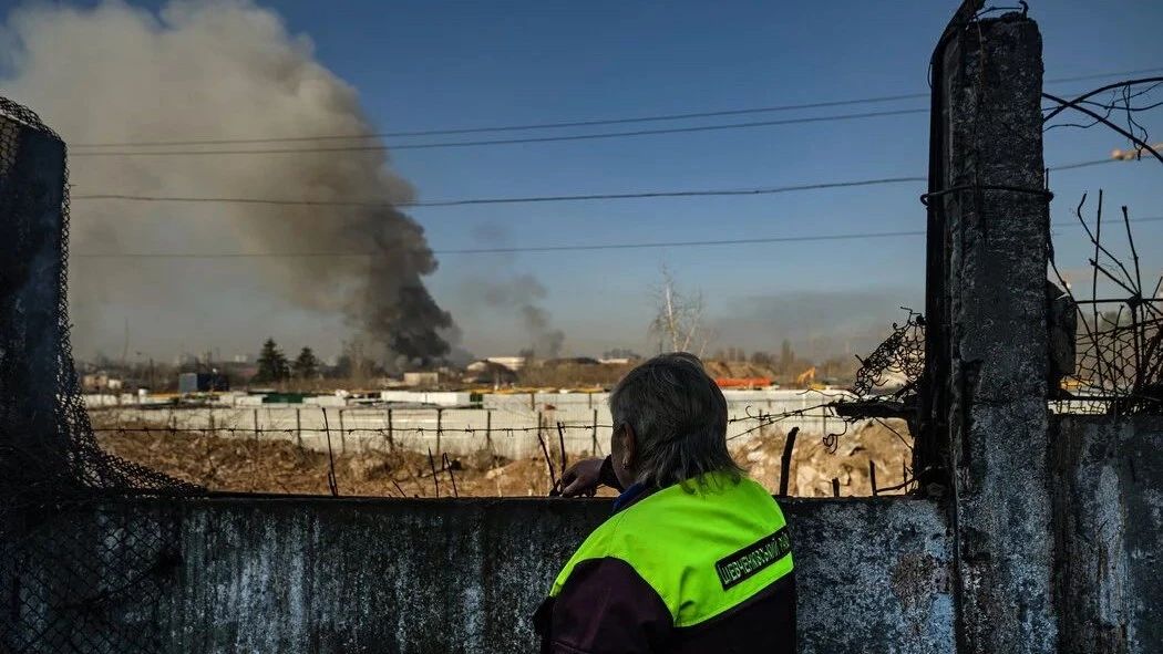 8月20号夜里到21号凌晨，俄乌冲突又有新动态，俄军发起大规模空袭。这一次，一枚导弹精准击中美国伟创