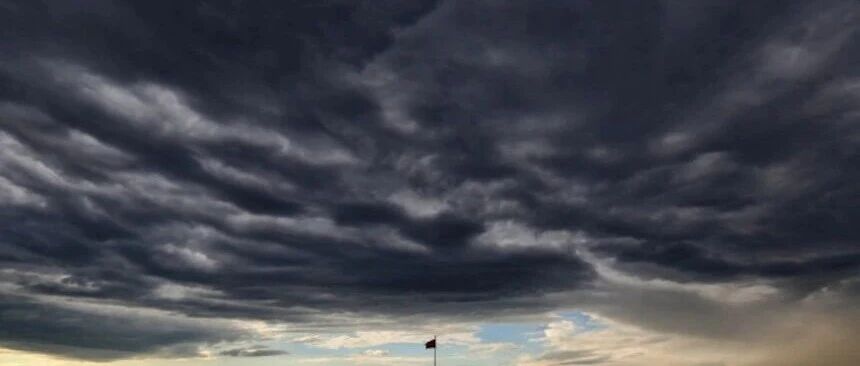 我国战略储备原油大增，西方恐中国是在备战