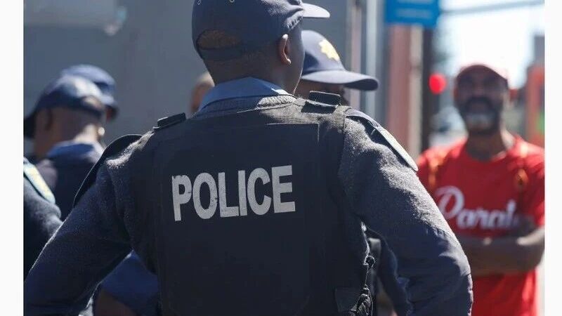 据新华社 10 月 25 日消息，大快人心！涉嫌在今年 6 月绑架一名中国公民的 3 名犯罪嫌疑人，