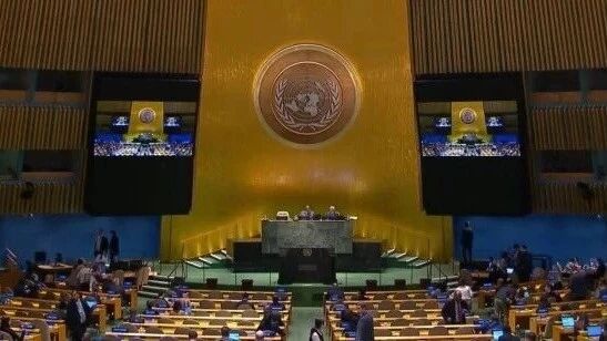 2025年12月8日，中国常驻联合国副代表孙磊大使在第80届联大全会“海洋和海洋法”议题下发表严正回